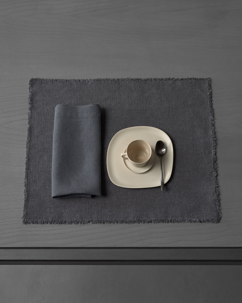 Society Limonta Maya Placemat linen table linens