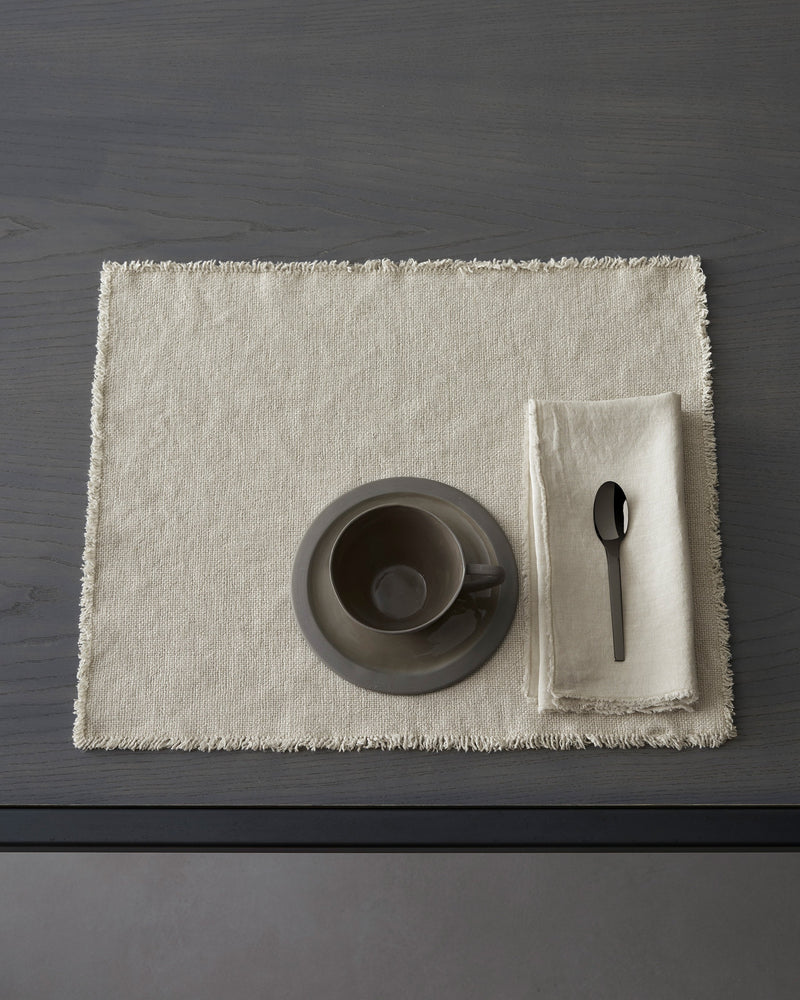 Society Limonta Maya Placemat linen table linens
